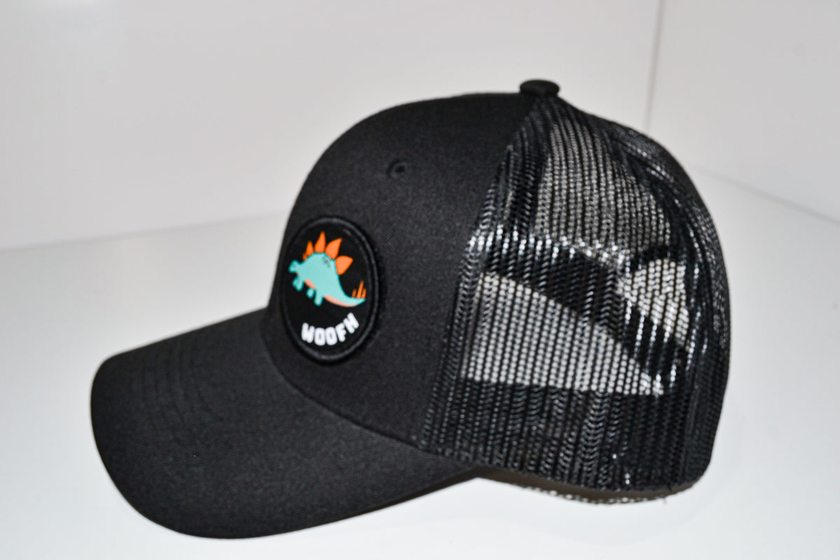 Gorra Woofh Trucker– Stealth Black Edition