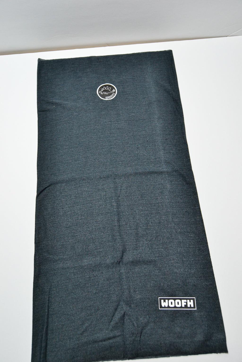 Buff Woofh Essential black