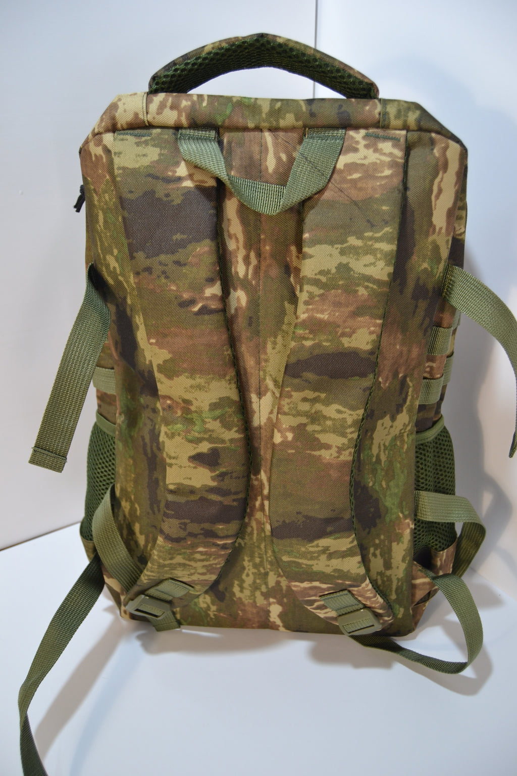 Mochila Táctica Woofh Recon 40L – Woodland Camo Edition