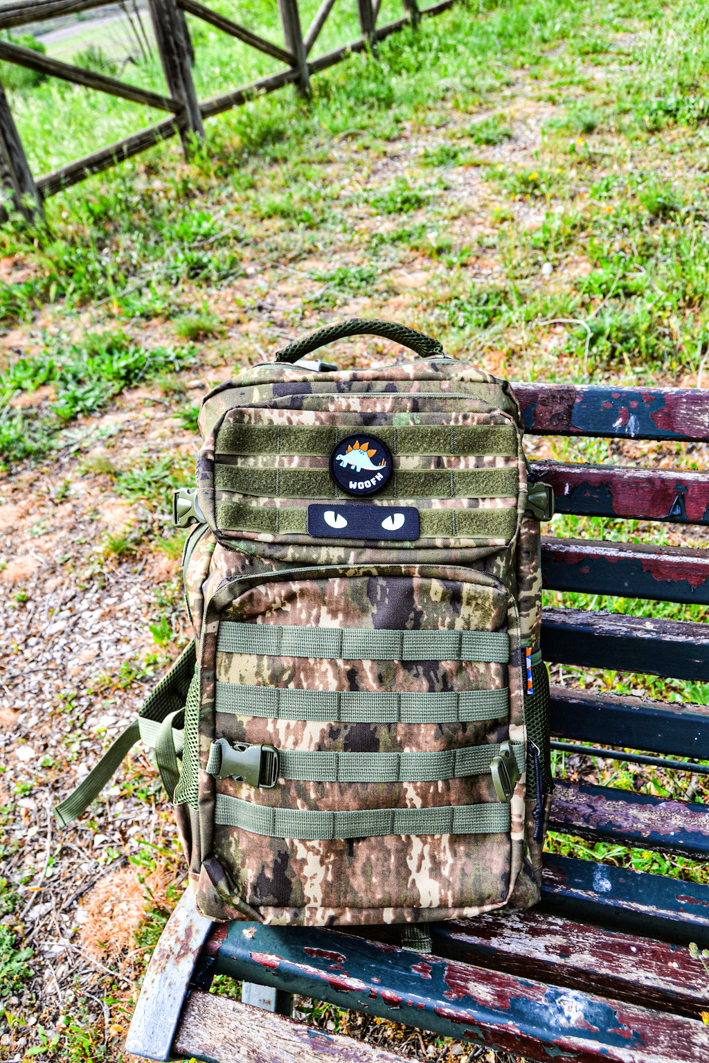 Mochila Táctica Woofh Recon 40L – Woodland Camo Edition